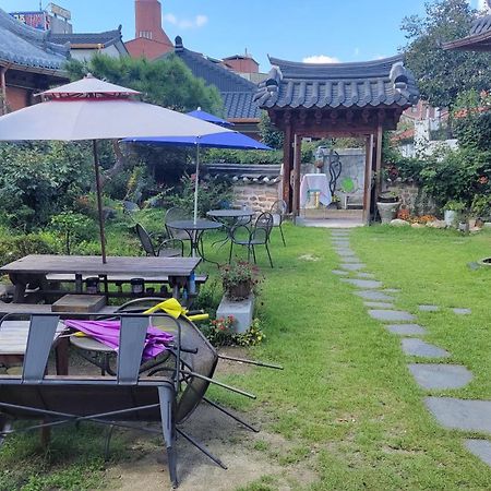 Hanok Hyeyum Jeonju Exterior photo