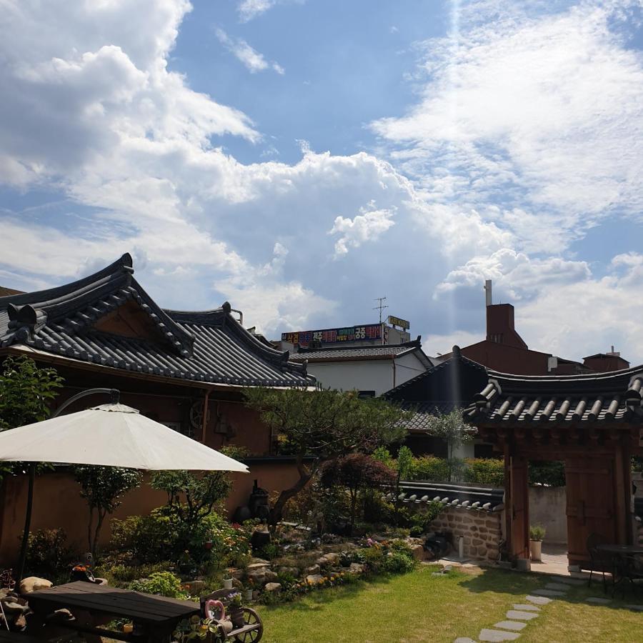 Hanok Hyeyum Jeonju Exterior photo