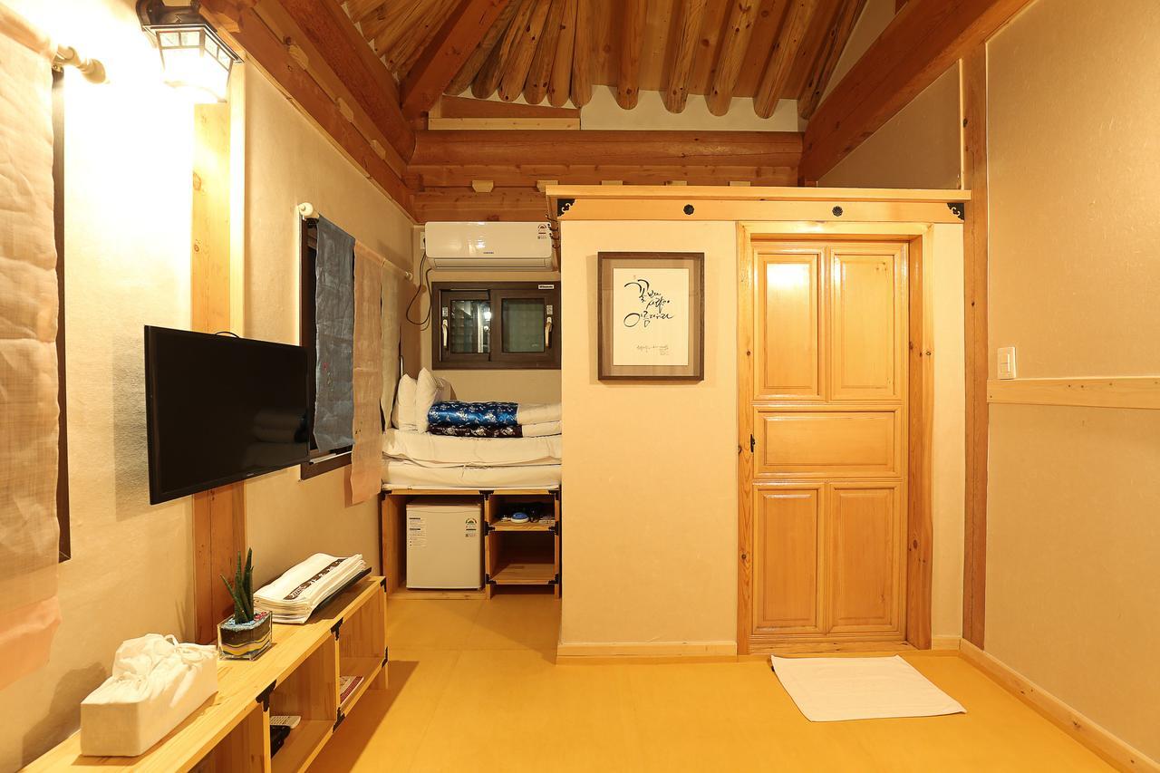 Hanok Hyeyum Jeonju Exterior photo